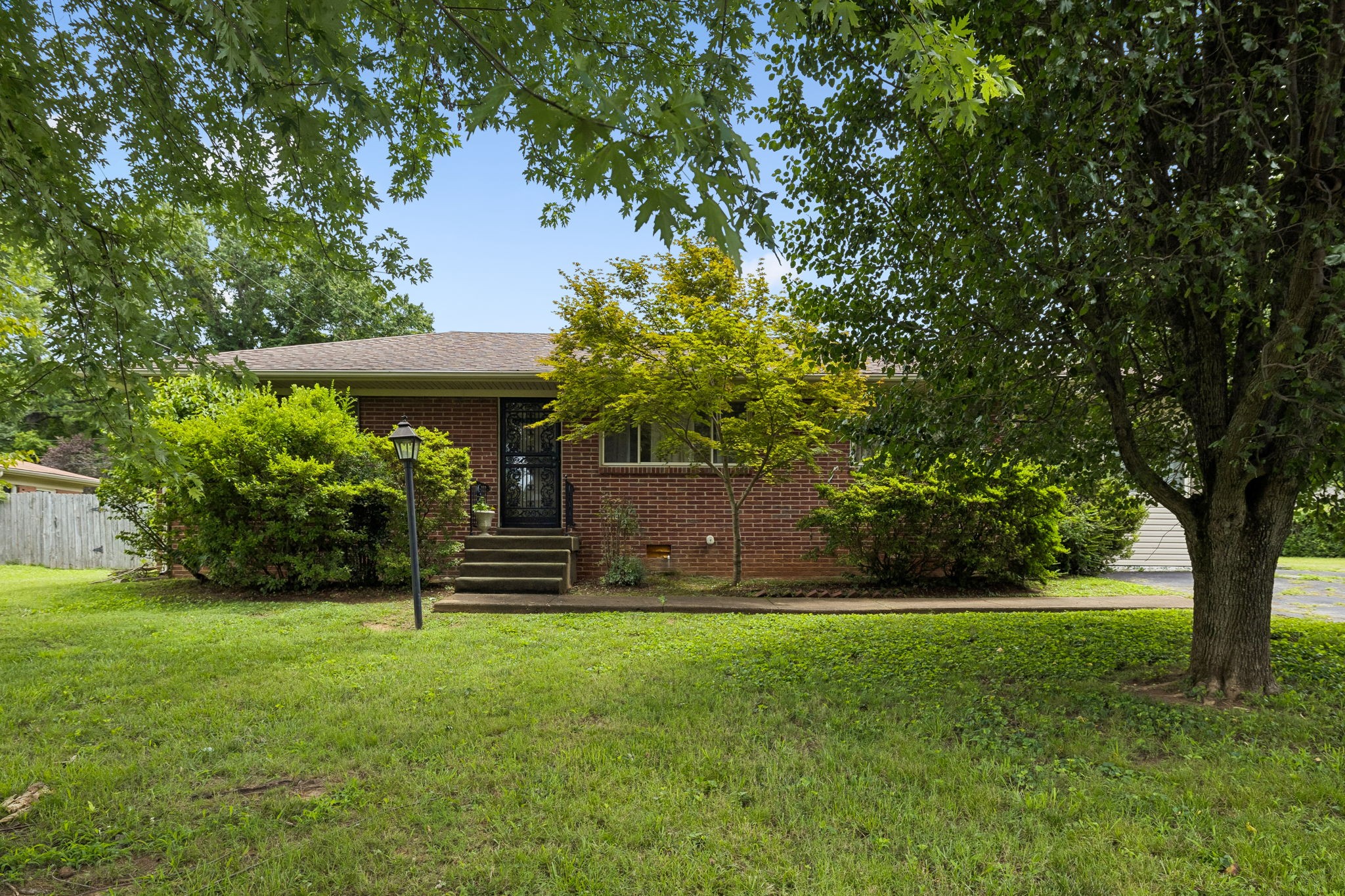 Photo 1 of 79 — 5 Richmond Dr, Clarksville, TN 37042