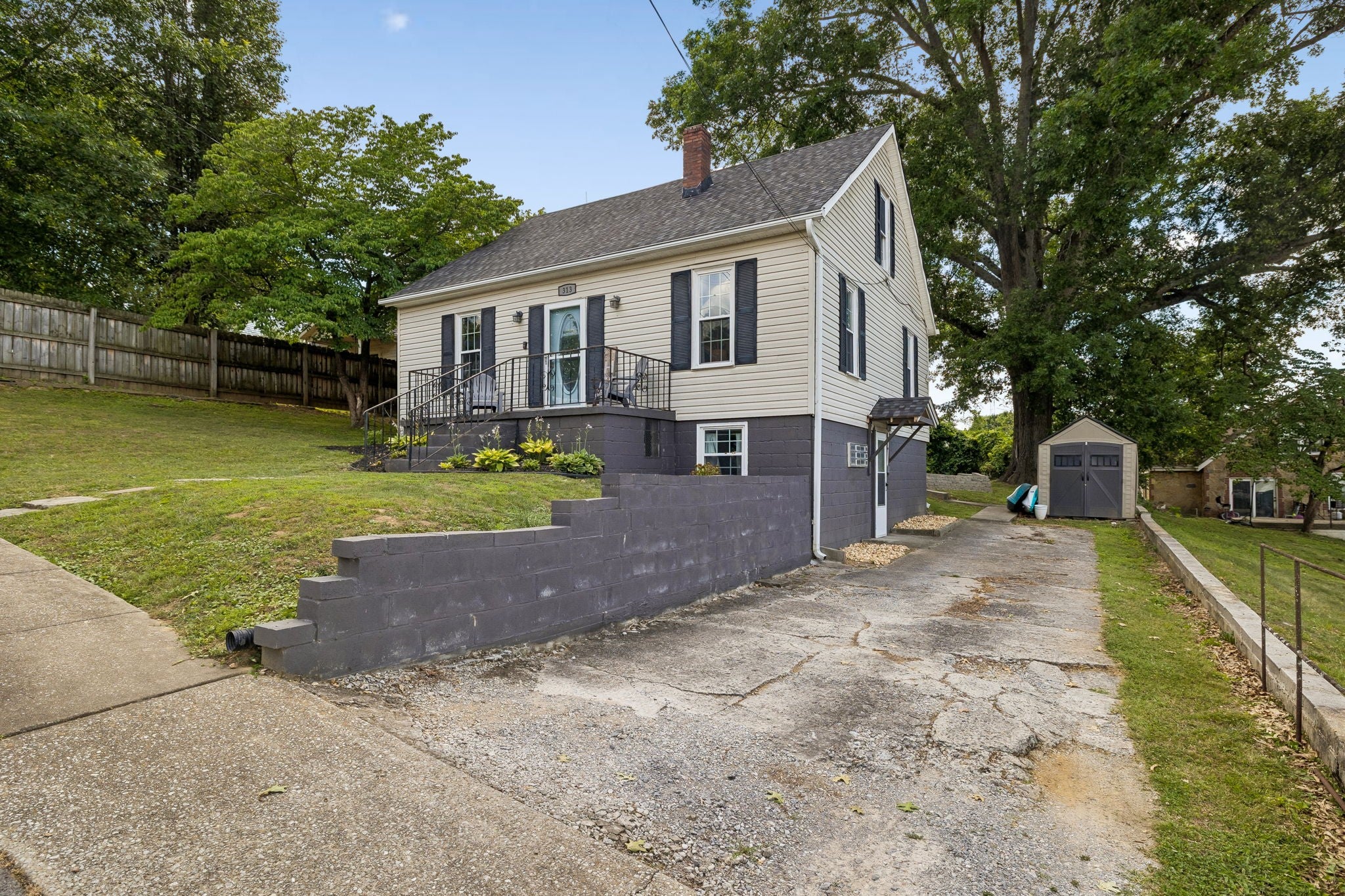 313 Cullum St