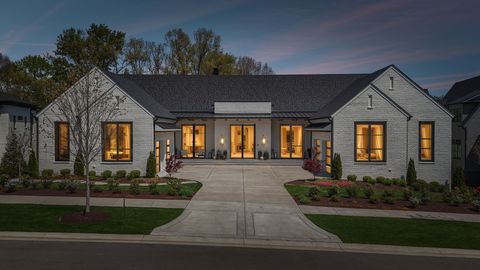 9052 Passiflora Ct College Grove TN 37046