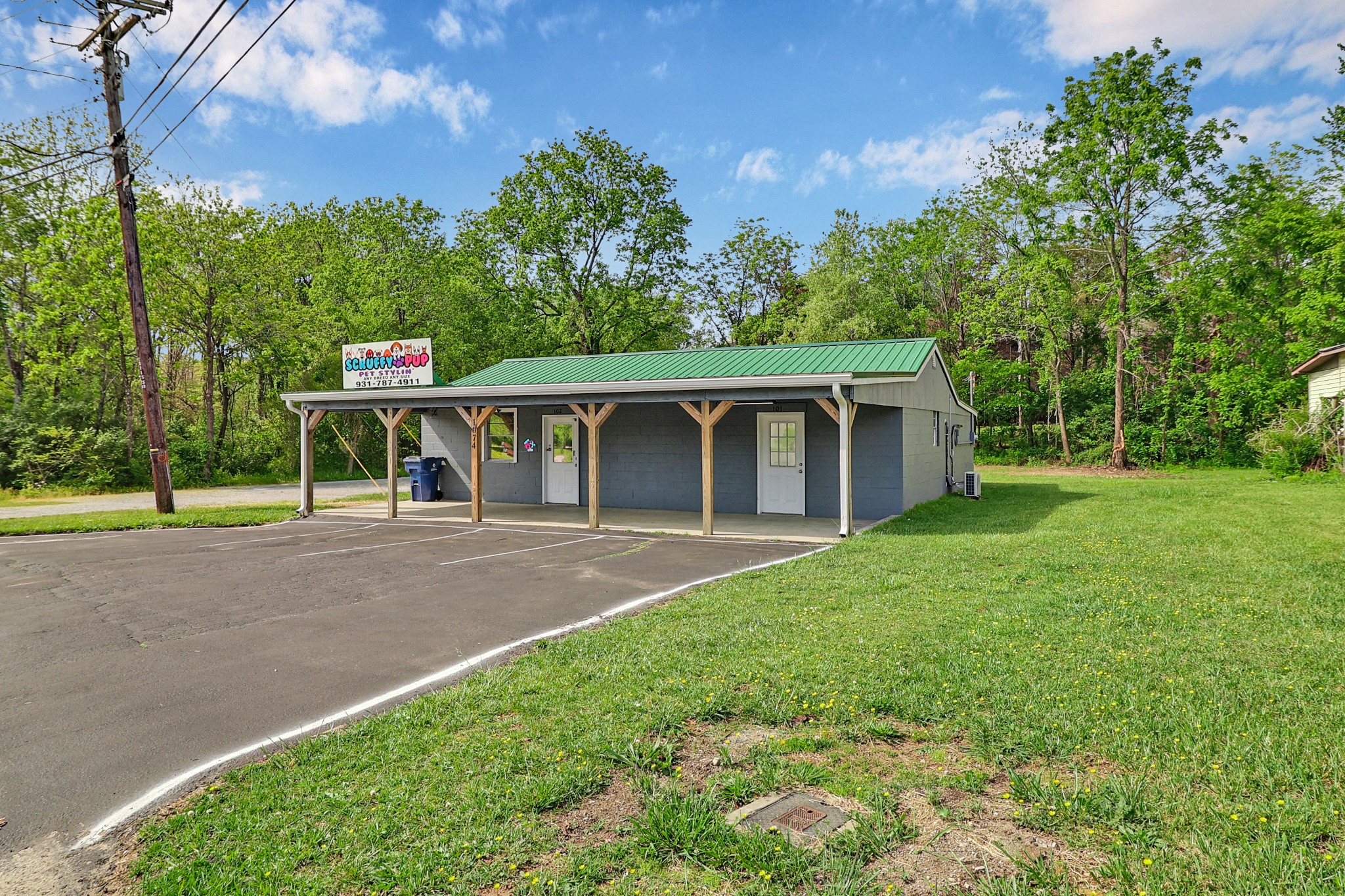 1074 S Main St