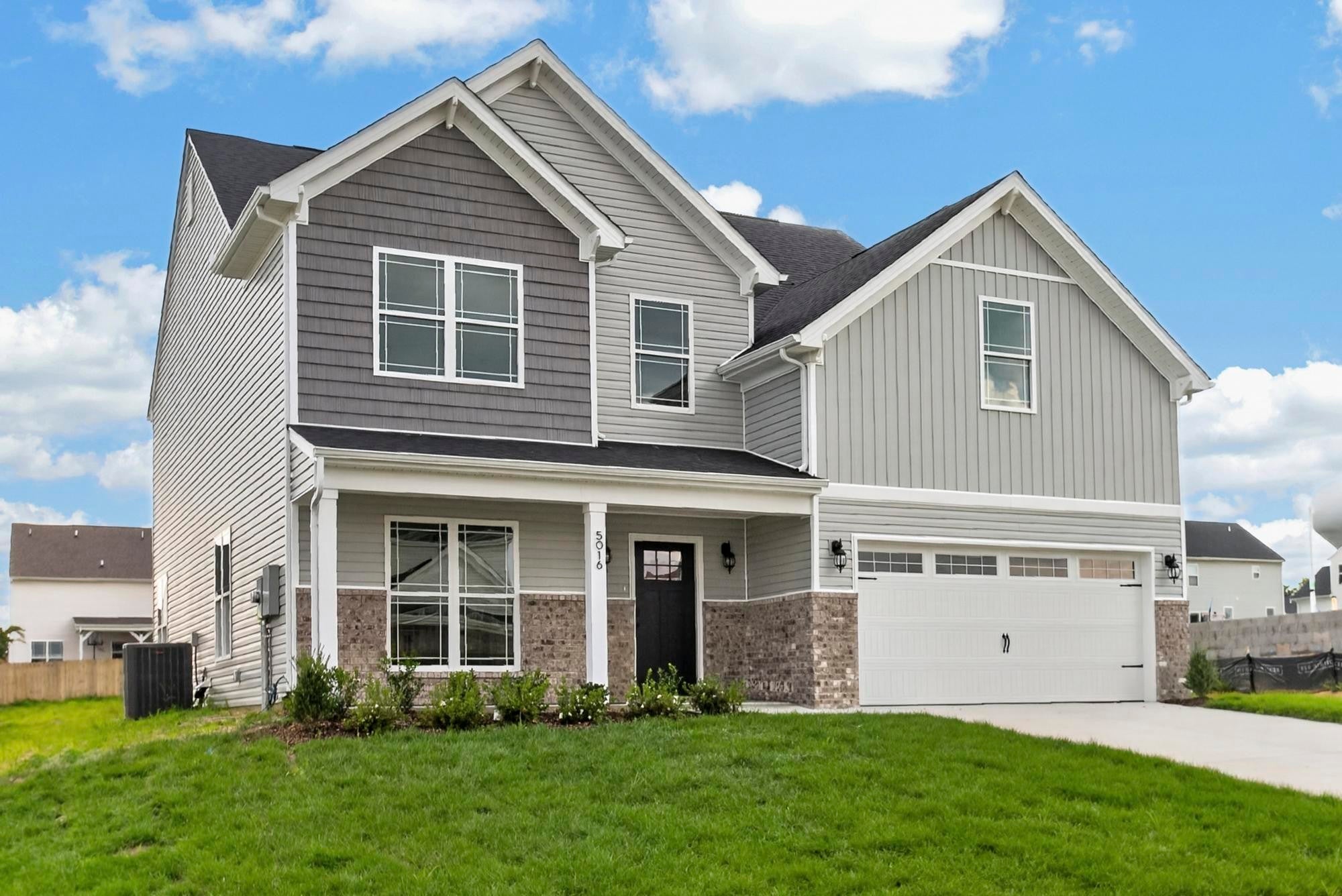 5016 Salient Dr