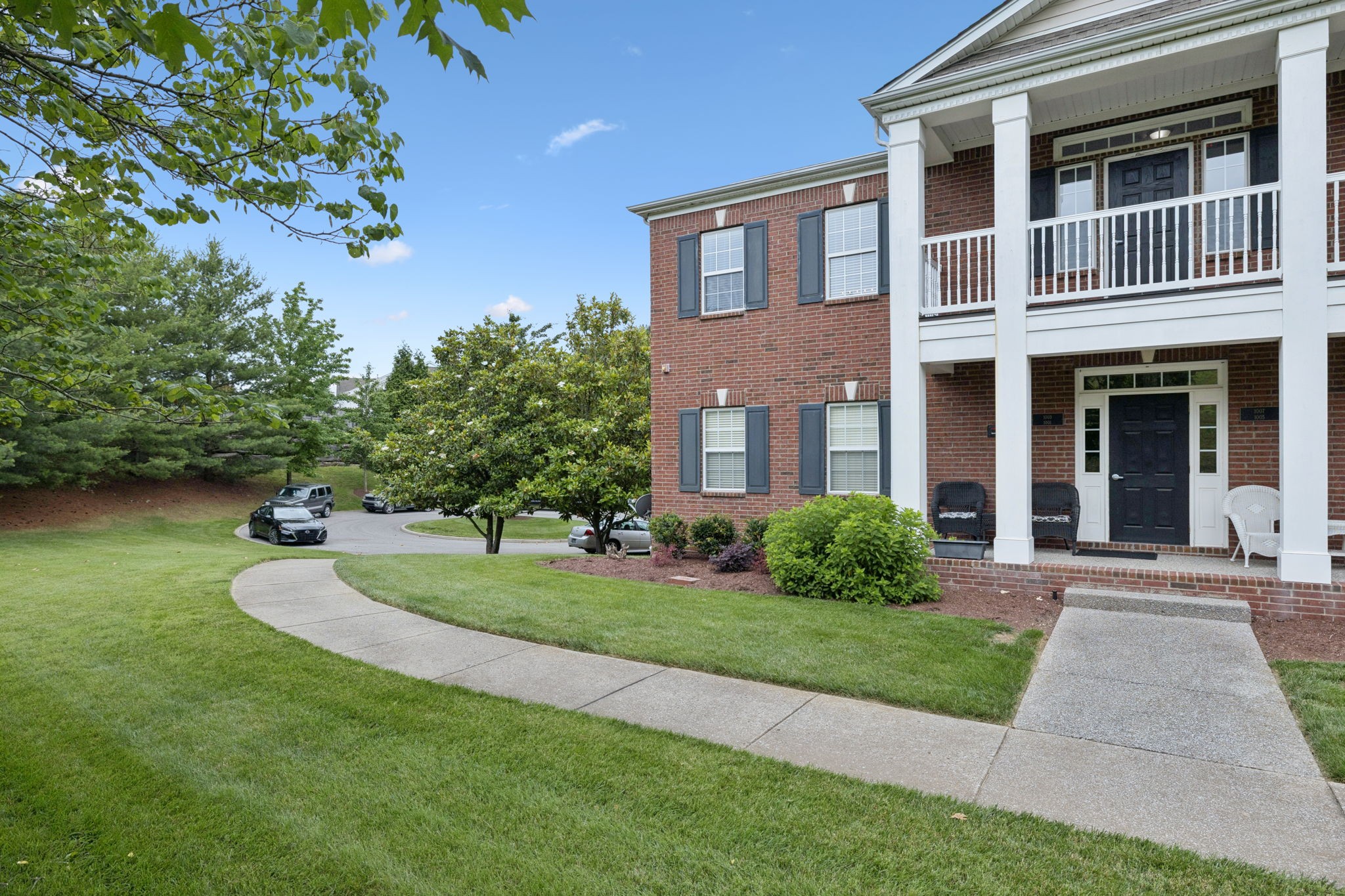 1007 Park Run Dr