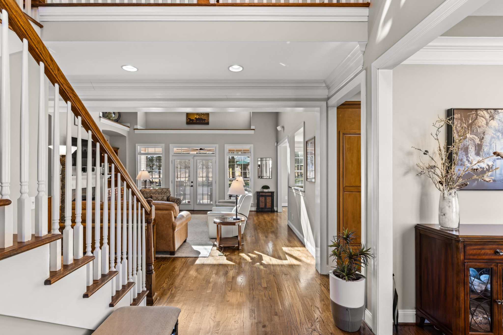 335 Lakeshore Cove Drive