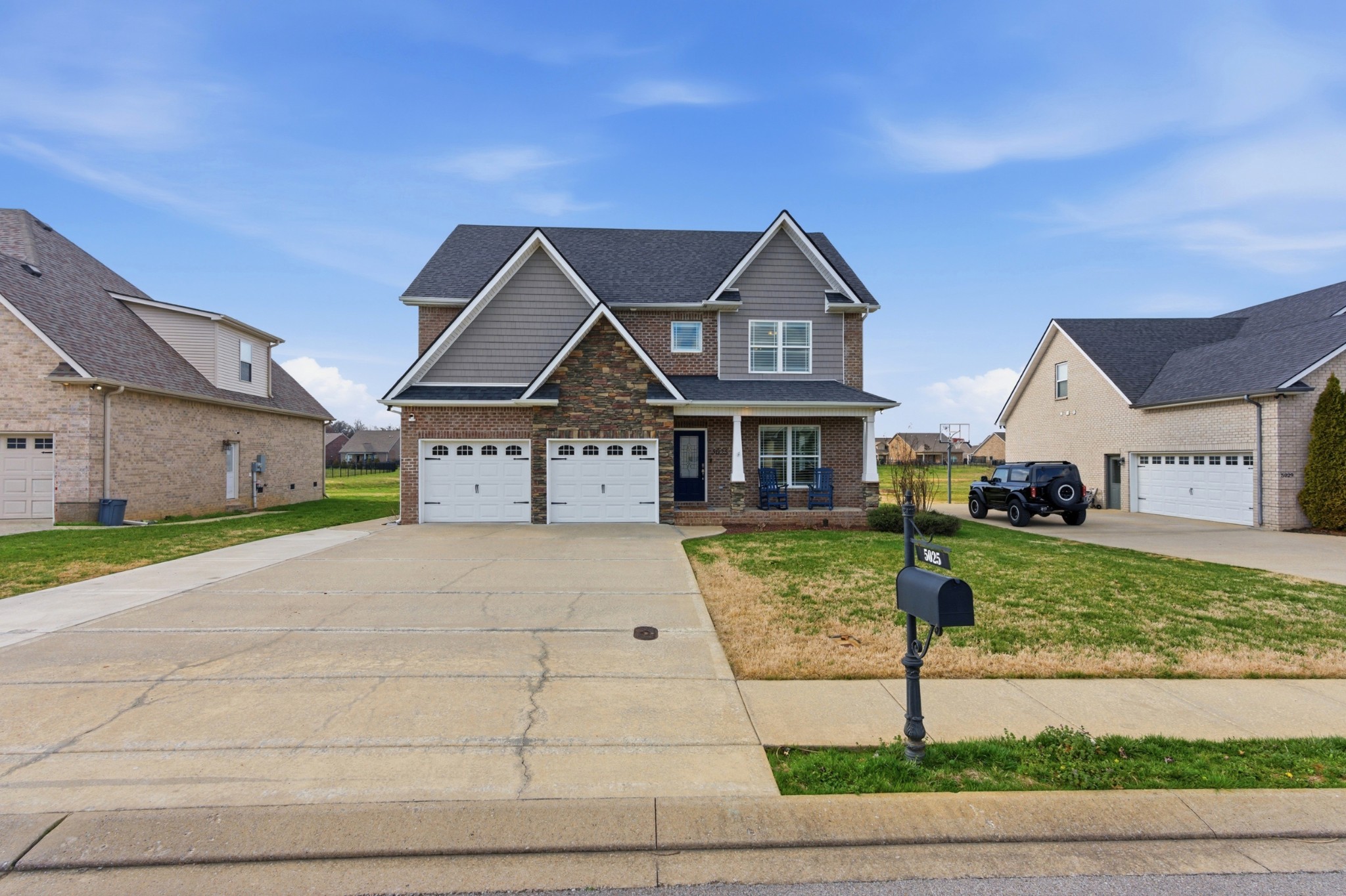 5025 Lady Thatcher Dr