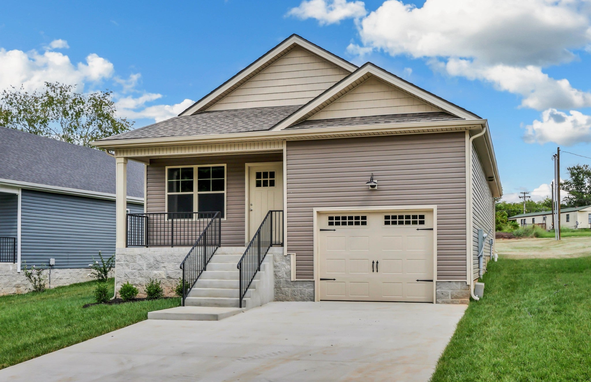 232 Arkansas Ave