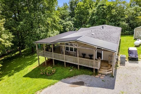 6826 Smithville Hwy Silver Point TN 38582