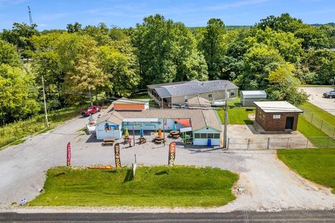 6826 Smithville Hwy Silver Point TN 38582
