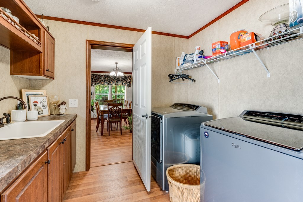 6826 Smithville Hwy