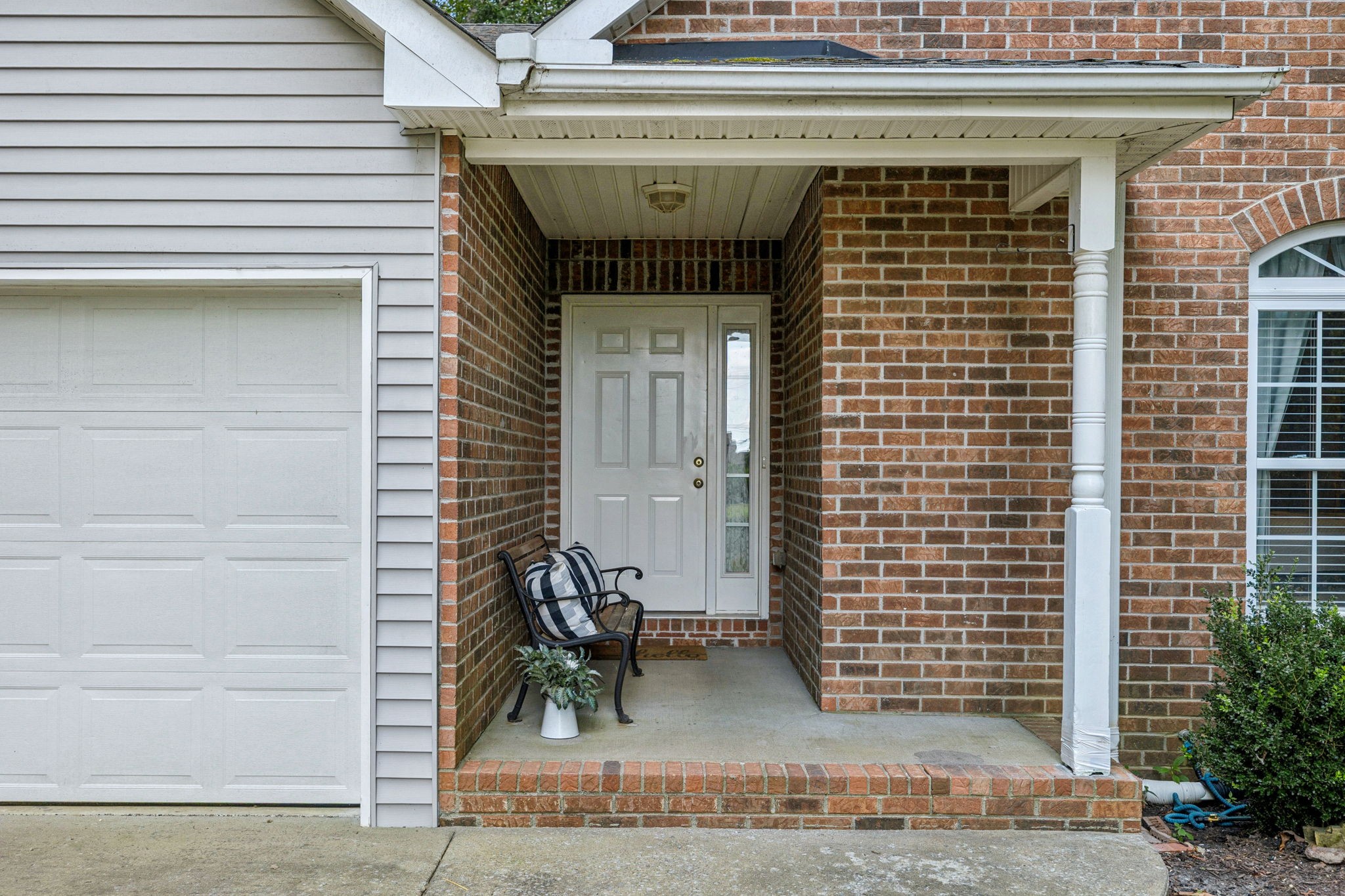 7511 Cox Pike