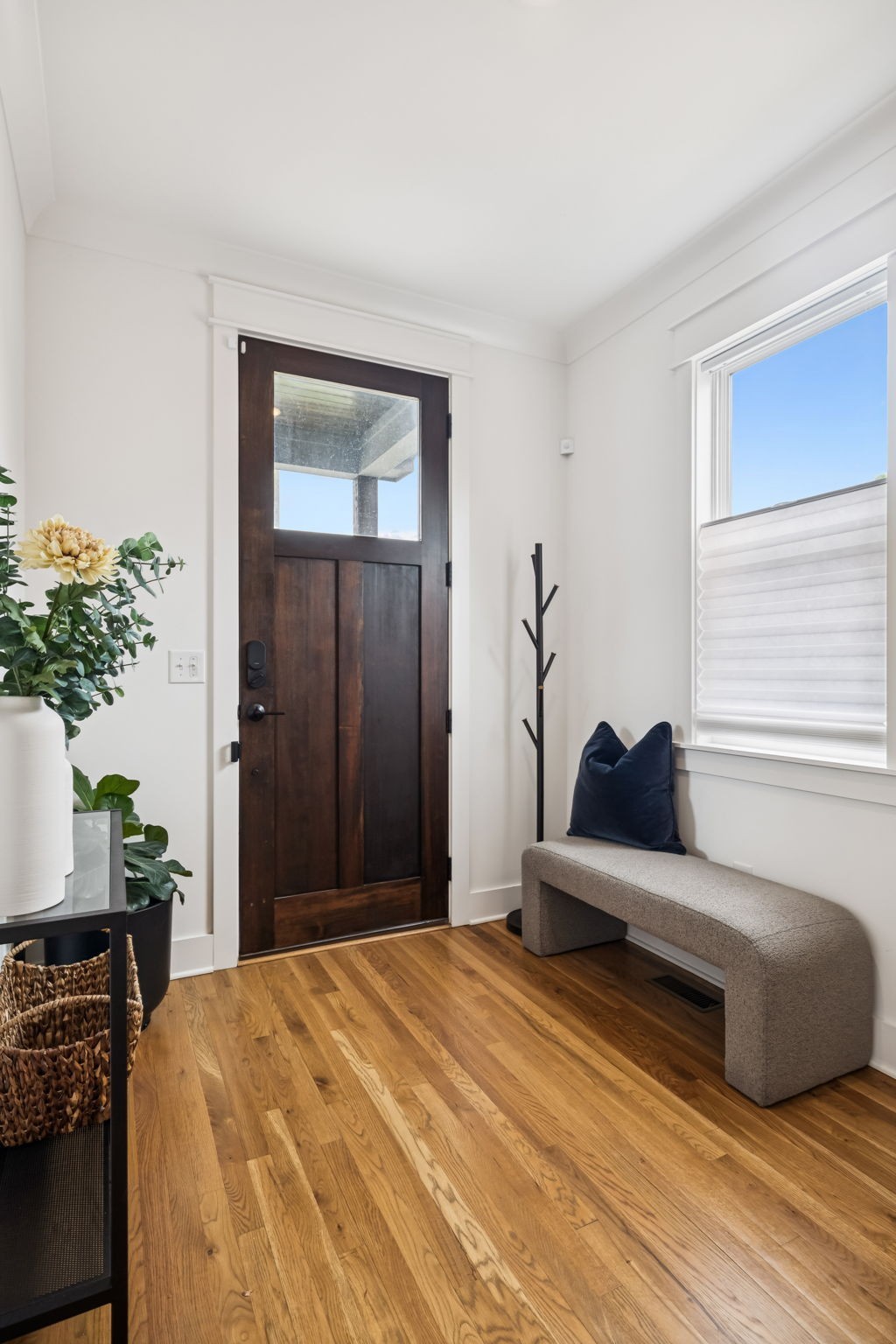 913 Crescent Hill Rd B