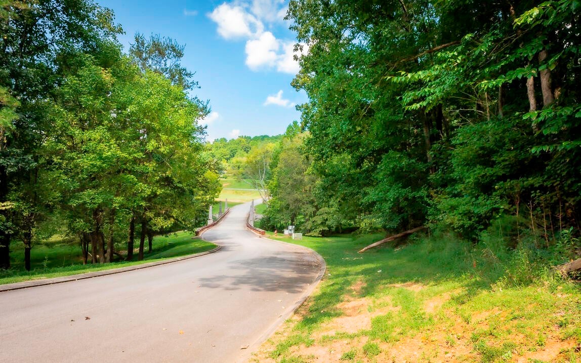 1754 Oakbrook Trail