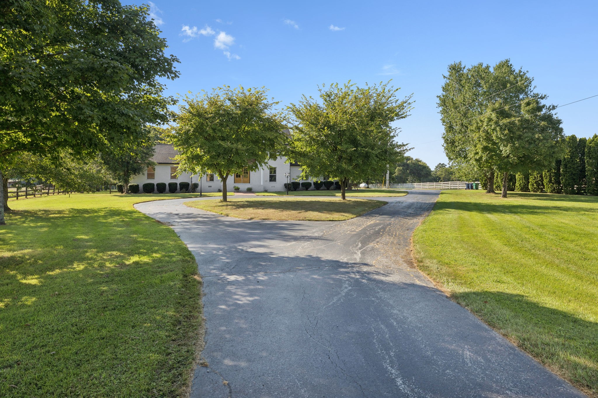 3935 Harmony Grove Rd