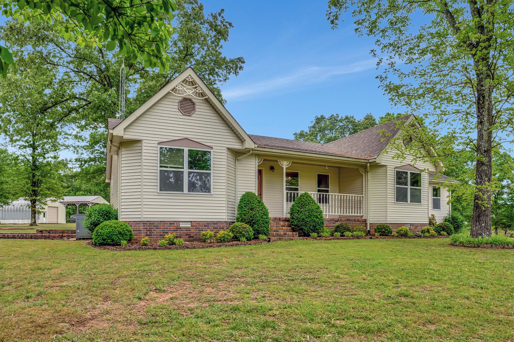 735 Railroad Bed Pike