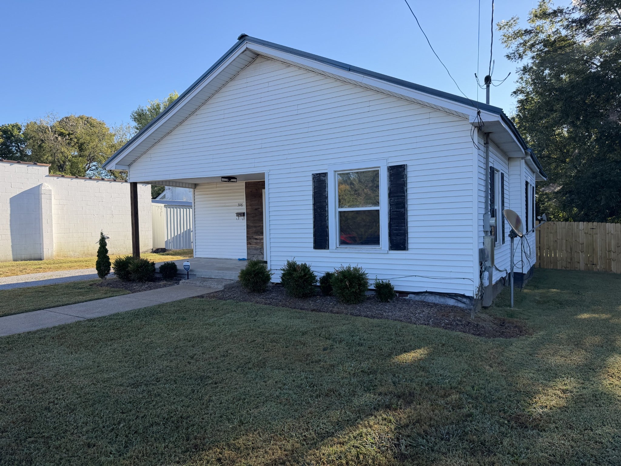 306 Jackson Ave