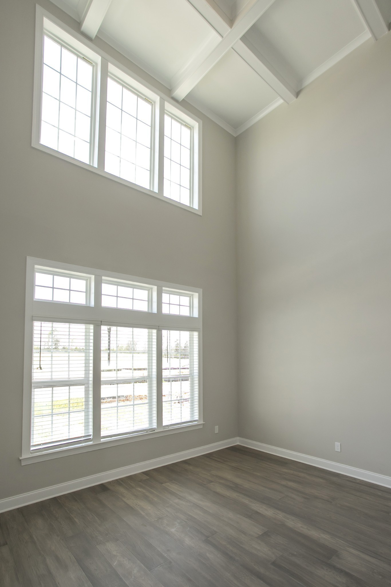 5952 Hunt Valley Drive