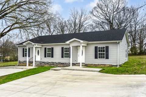 312 Clay Ave Fayetteville TN 37334