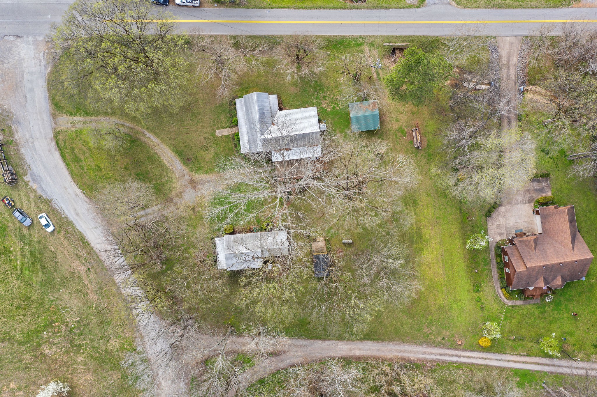 35 Airport Ln