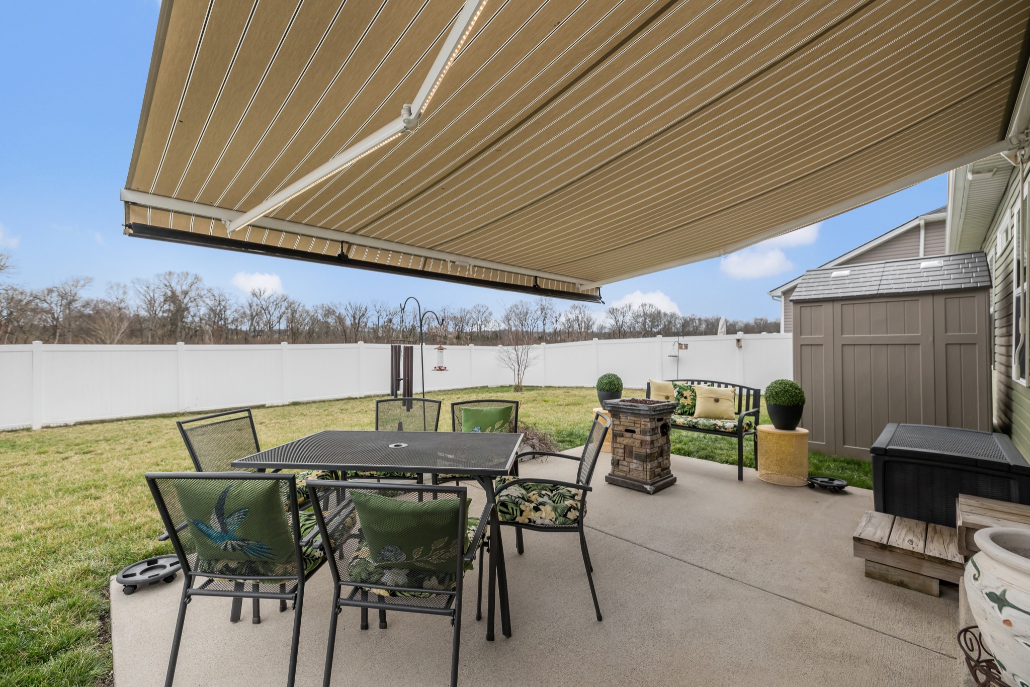 Spring Hill, Tennessee 37174, United States, 3 Bedrooms Bedrooms, ,2 BathroomsBathrooms,Residential,Pending,85752