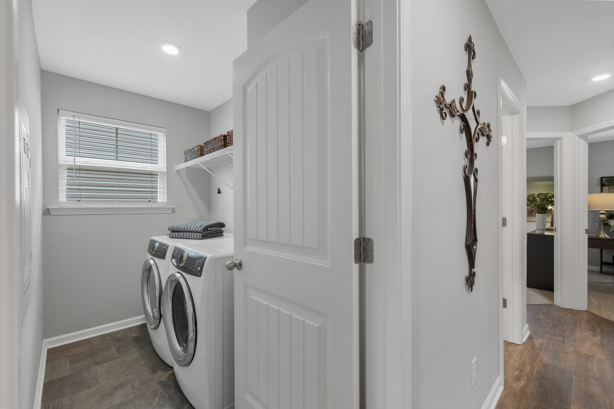 Spring Hill, Tennessee 37174, United States, 3 Bedrooms Bedrooms, ,2 BathroomsBathrooms,Residential,Pending,85752