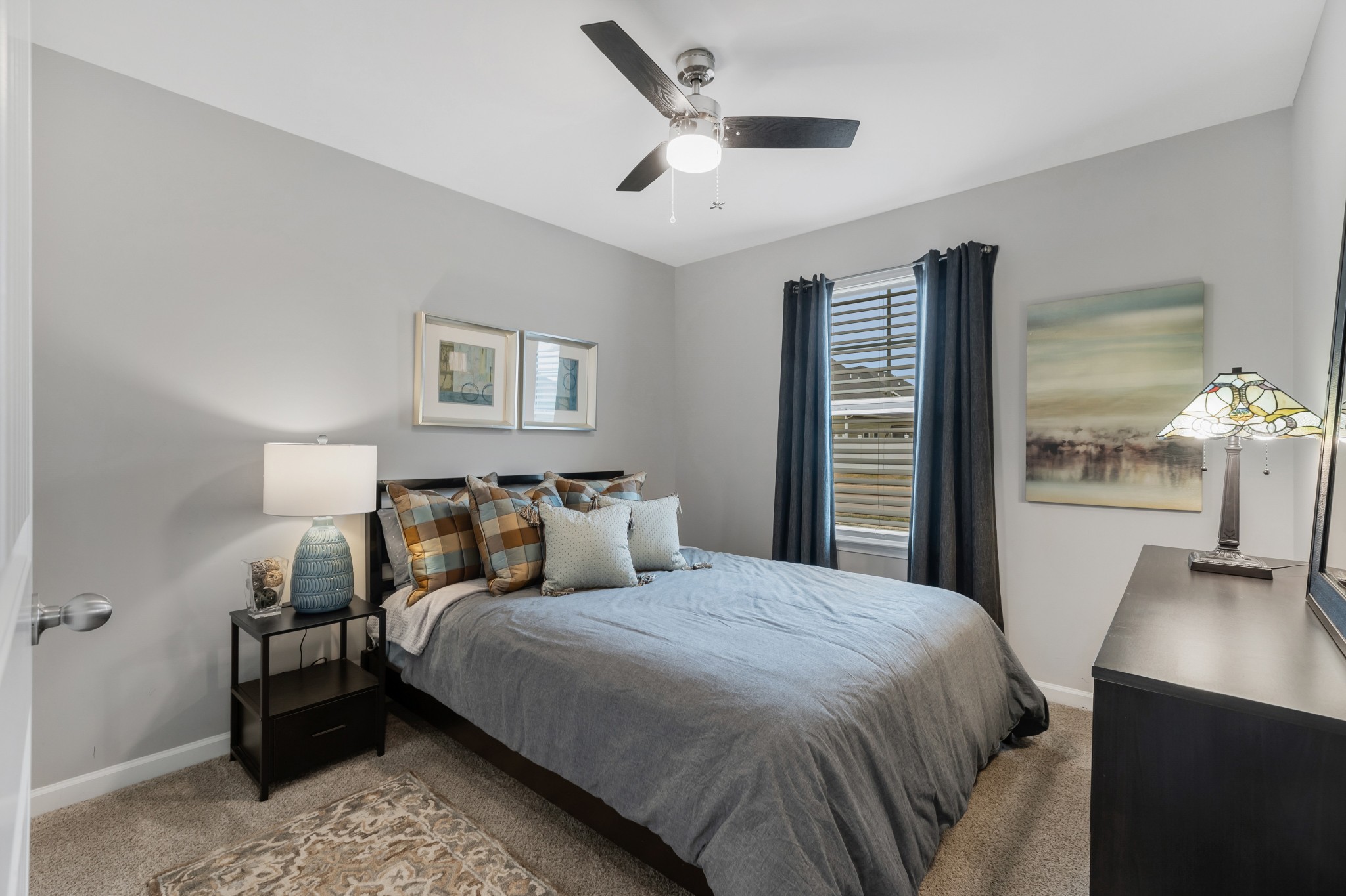 Spring Hill, Tennessee 37174, United States, 3 Bedrooms Bedrooms, ,2 BathroomsBathrooms,Residential,Pending,85752