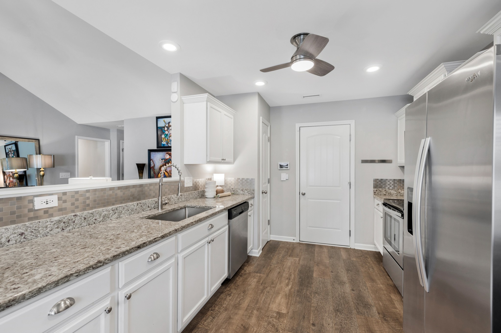 Spring Hill, Tennessee 37174, United States, 3 Bedrooms Bedrooms, ,2 BathroomsBathrooms,Residential,Pending,85752