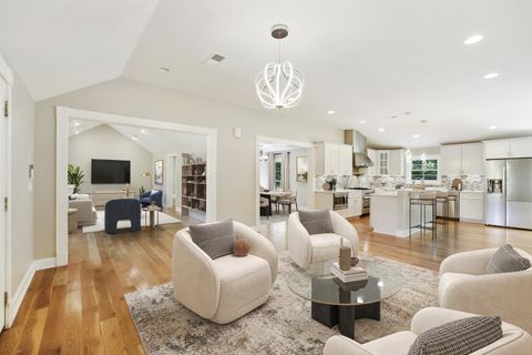 5909 Old Harding Pike Nashville TN 37205