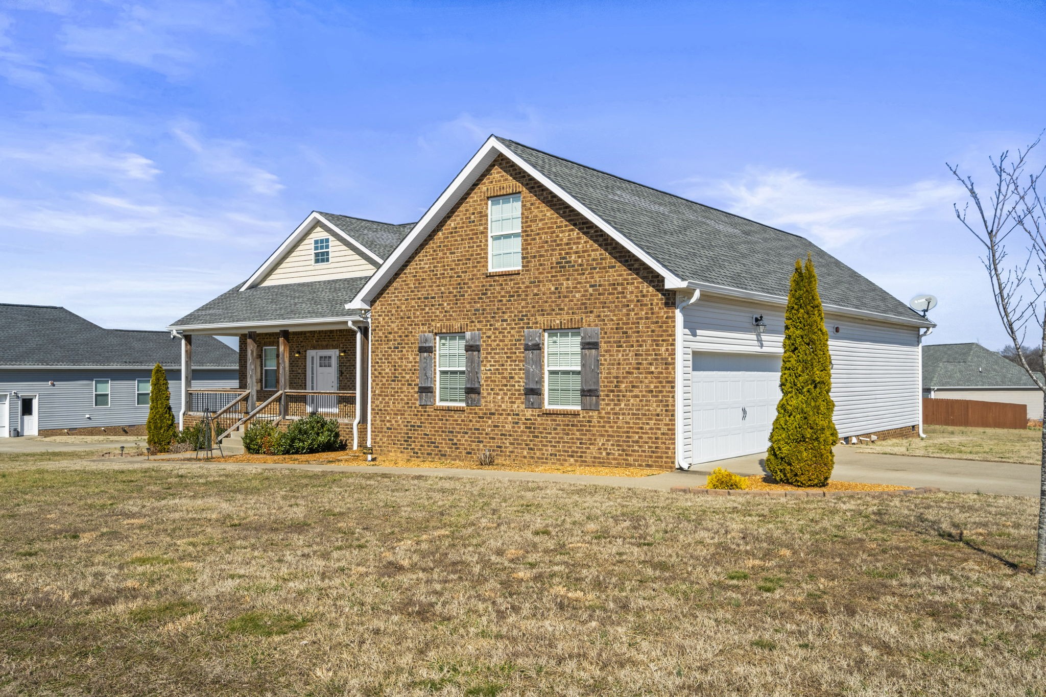 1031 Leaf Ln