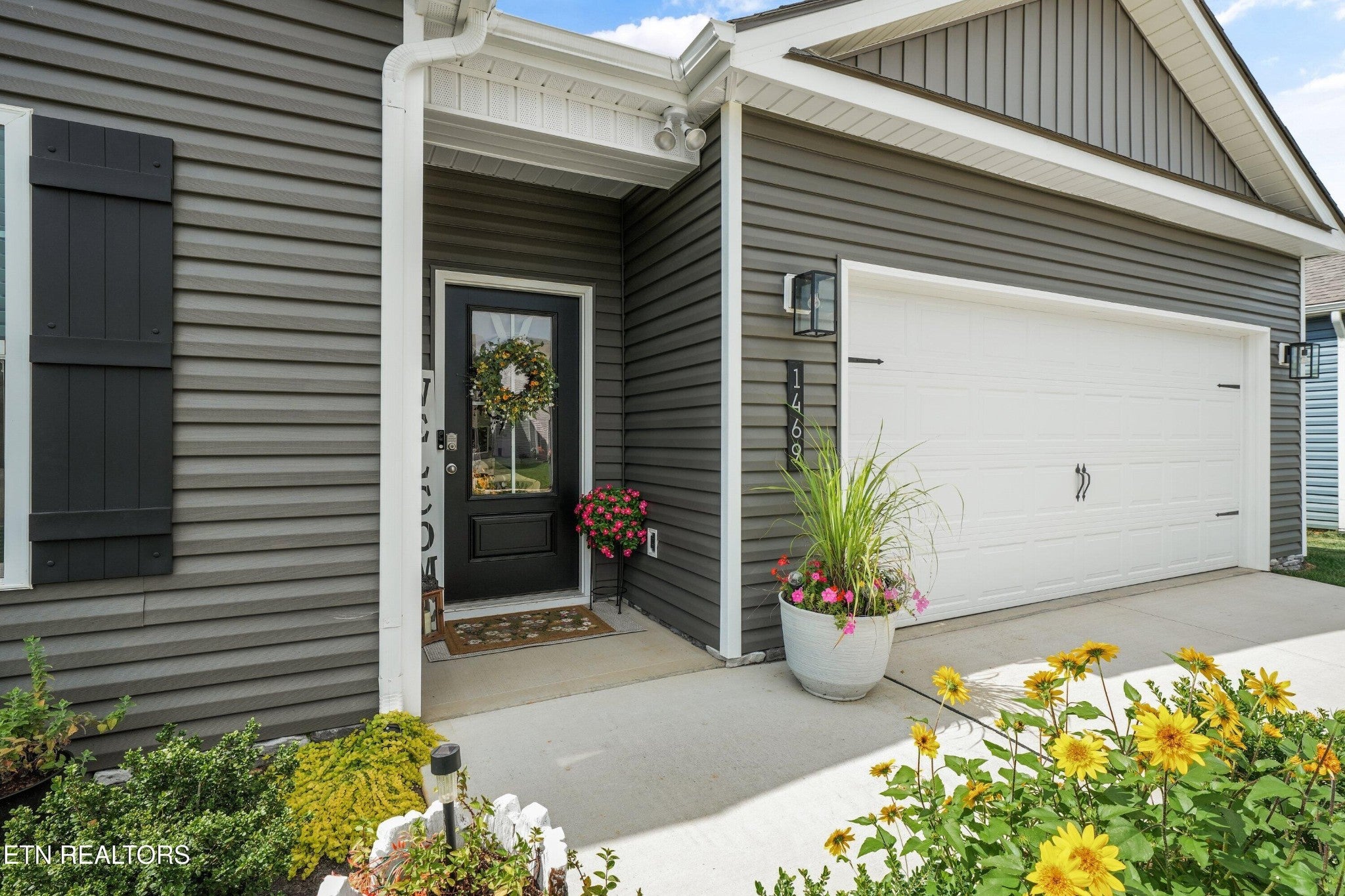 1469 Newbury Lane