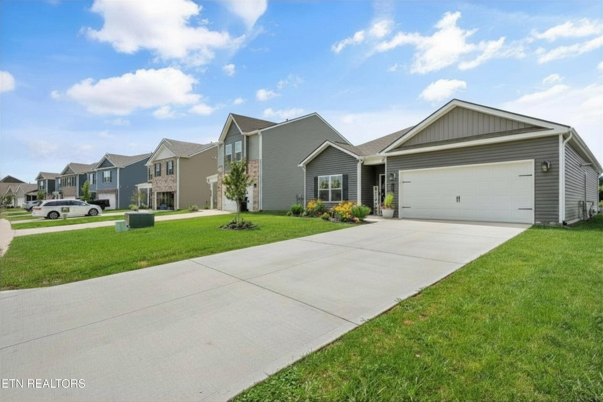 1469 Newbury Lane