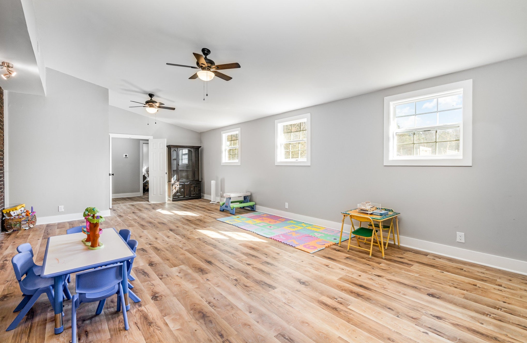 2597 Whites Creek Pike