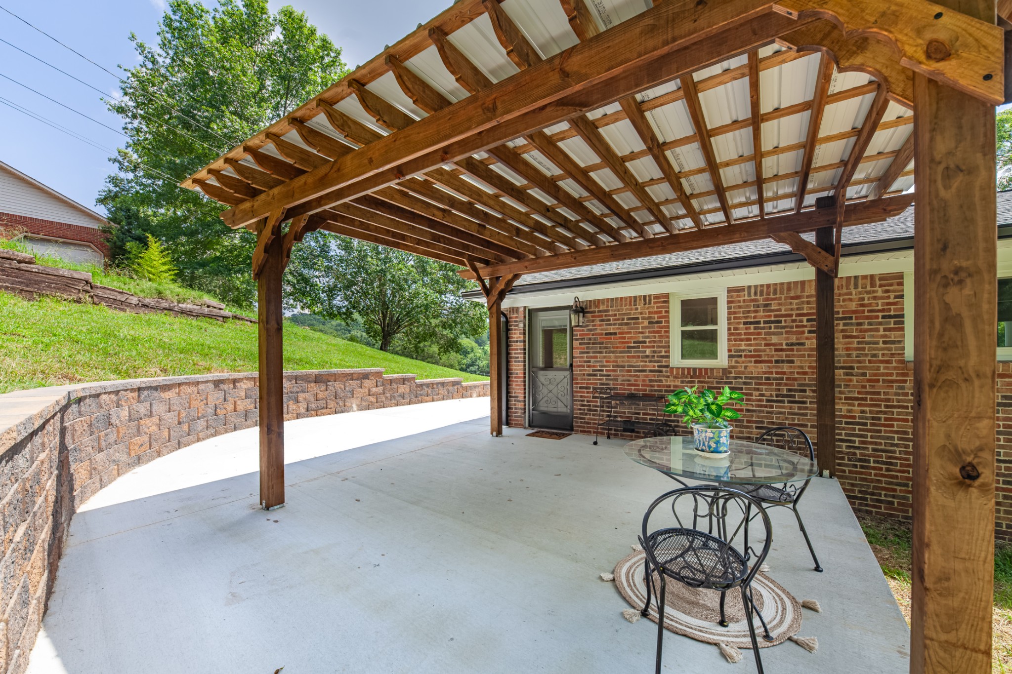 308 Longview Dr