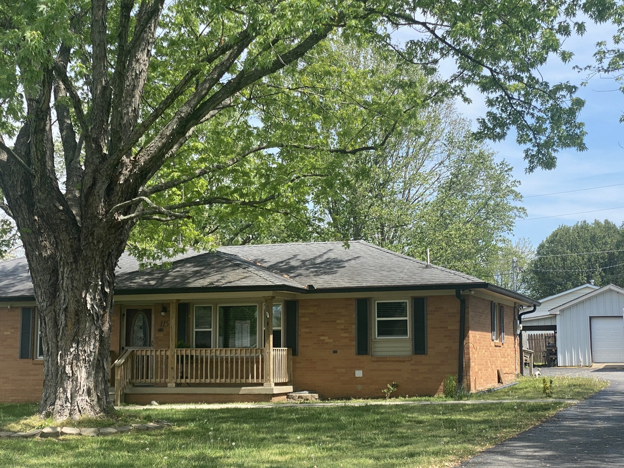 115 Sunset Pl - Photo 2