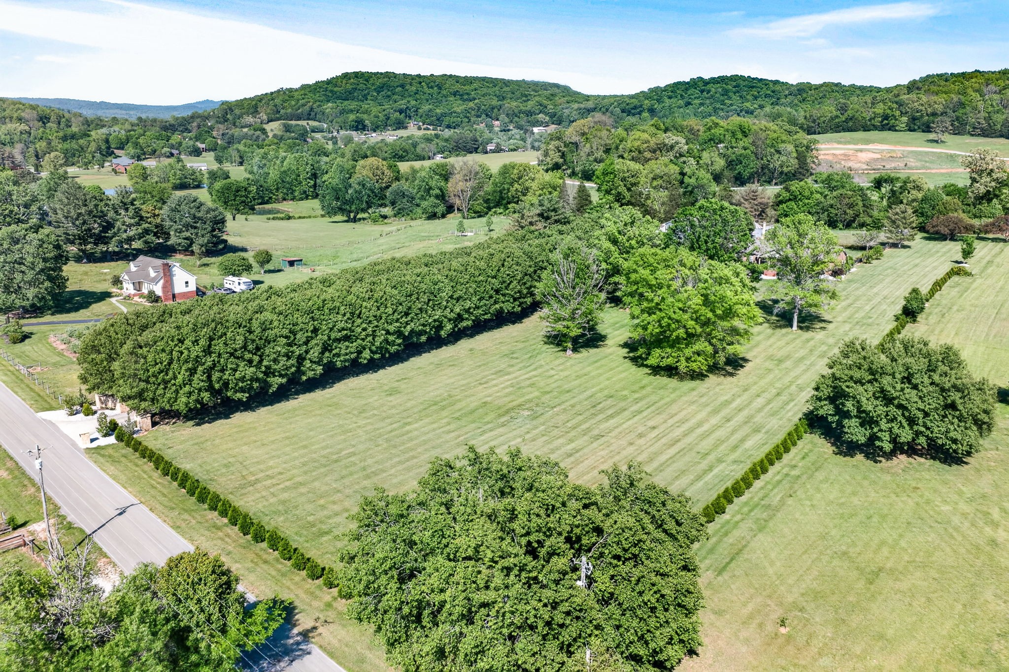 2235 Hidden Cove Rd, Cookeville, TN, 38506, USA, 6 Bedrooms Bedrooms, ,3 BathroomsBathrooms,Residential,Active,2235 Hidden Cove Rd,3182512