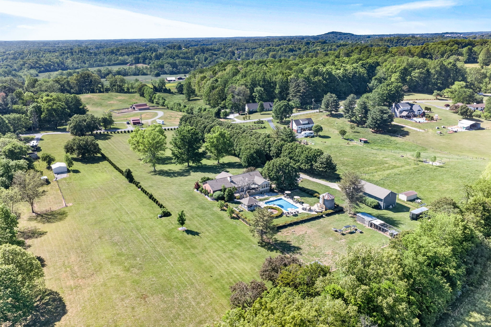 2235 Hidden Cove Rd, Cookeville, TN, 38506, USA, 6 Bedrooms Bedrooms, ,3 BathroomsBathrooms,Residential,Active,2235 Hidden Cove Rd,3182512