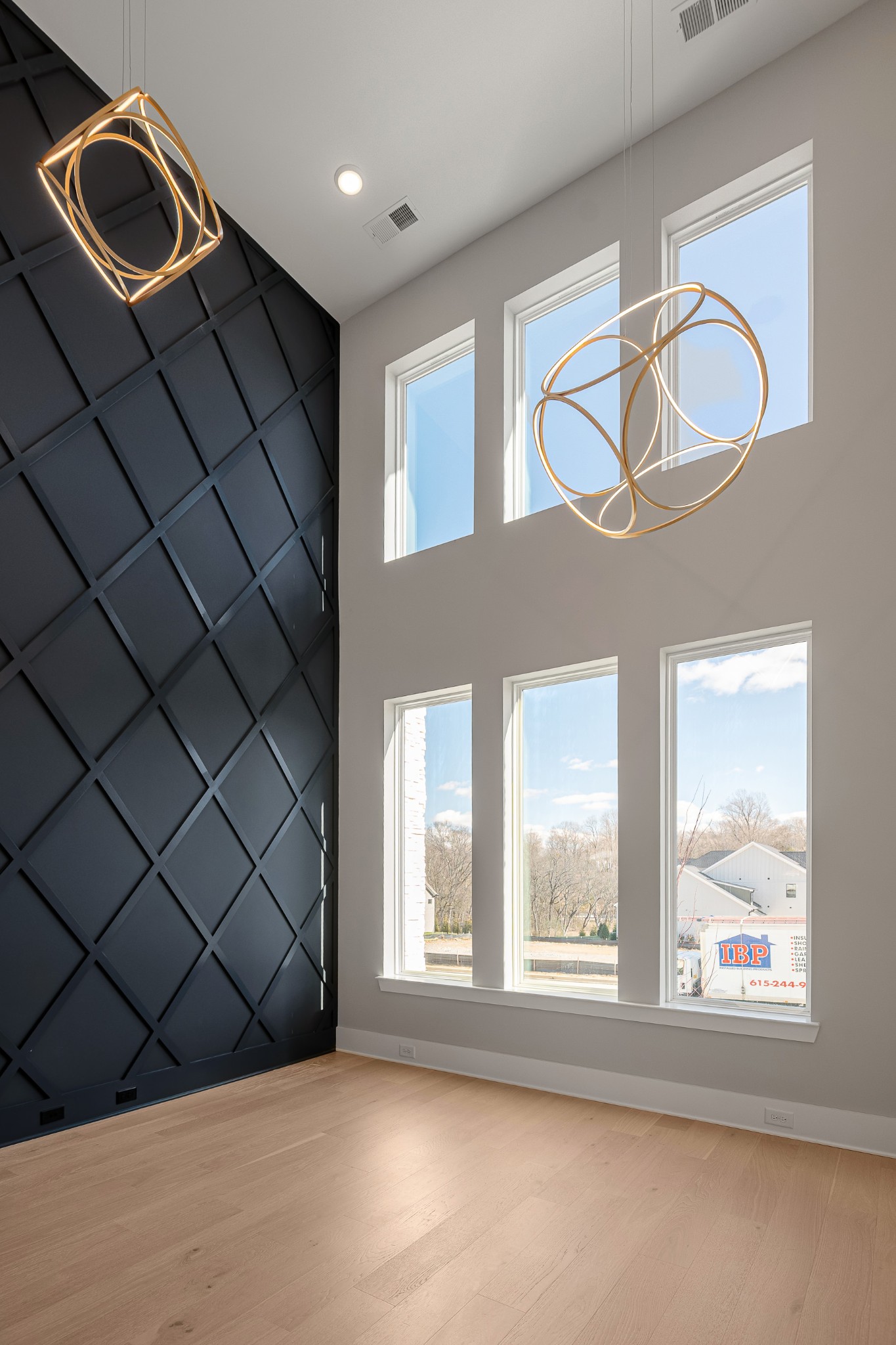 1835 Dartmouth Drive