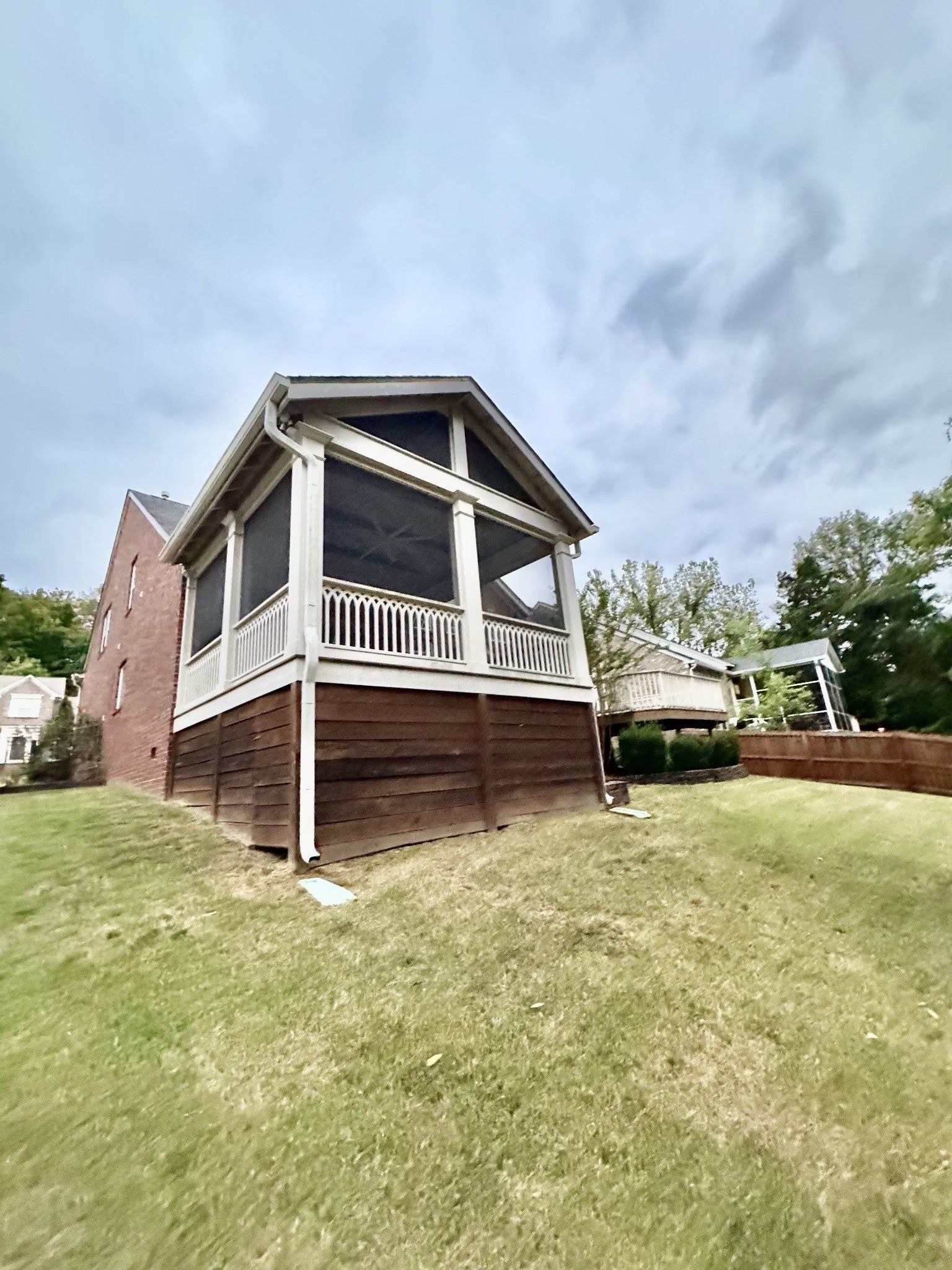 7176 Holt Run Dr
