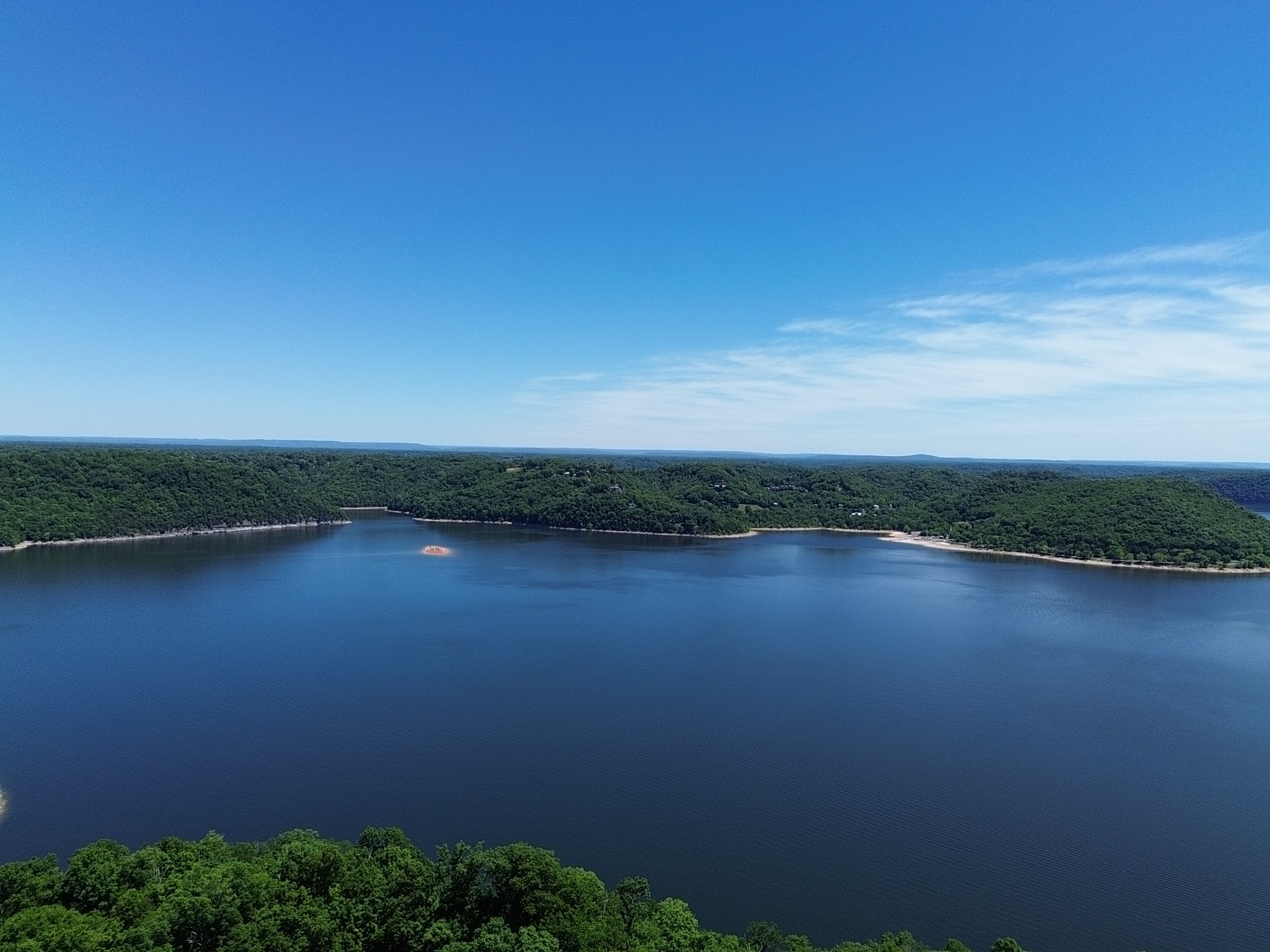 705 Harbor Pointe Dr