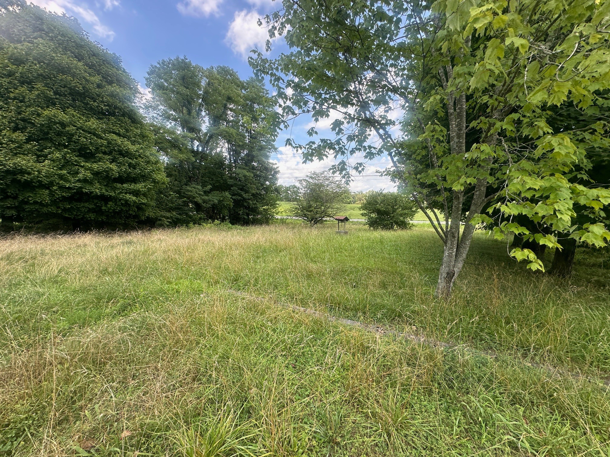 8481 Highway 25 E