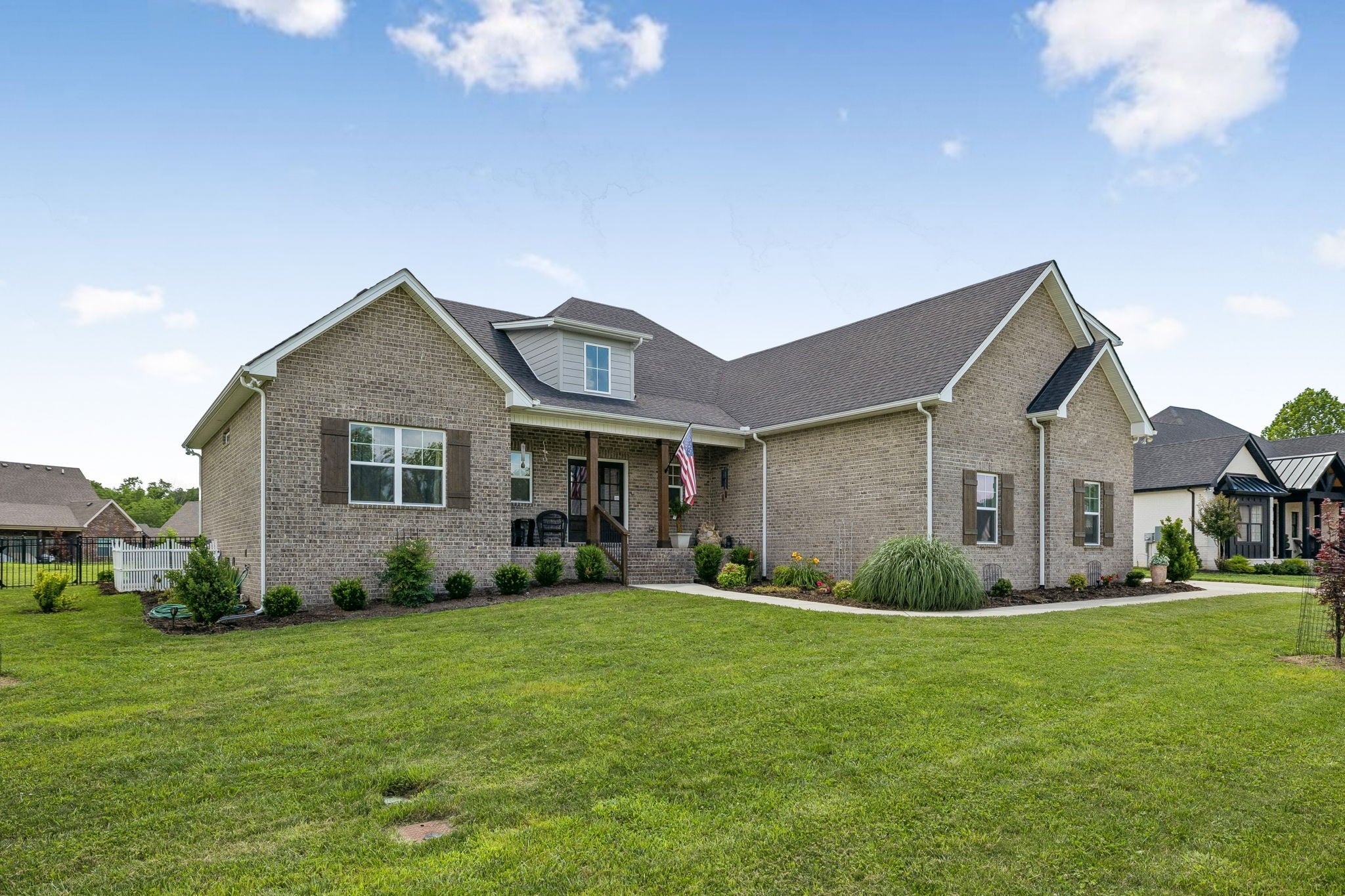 1035 Robert Lee Dr