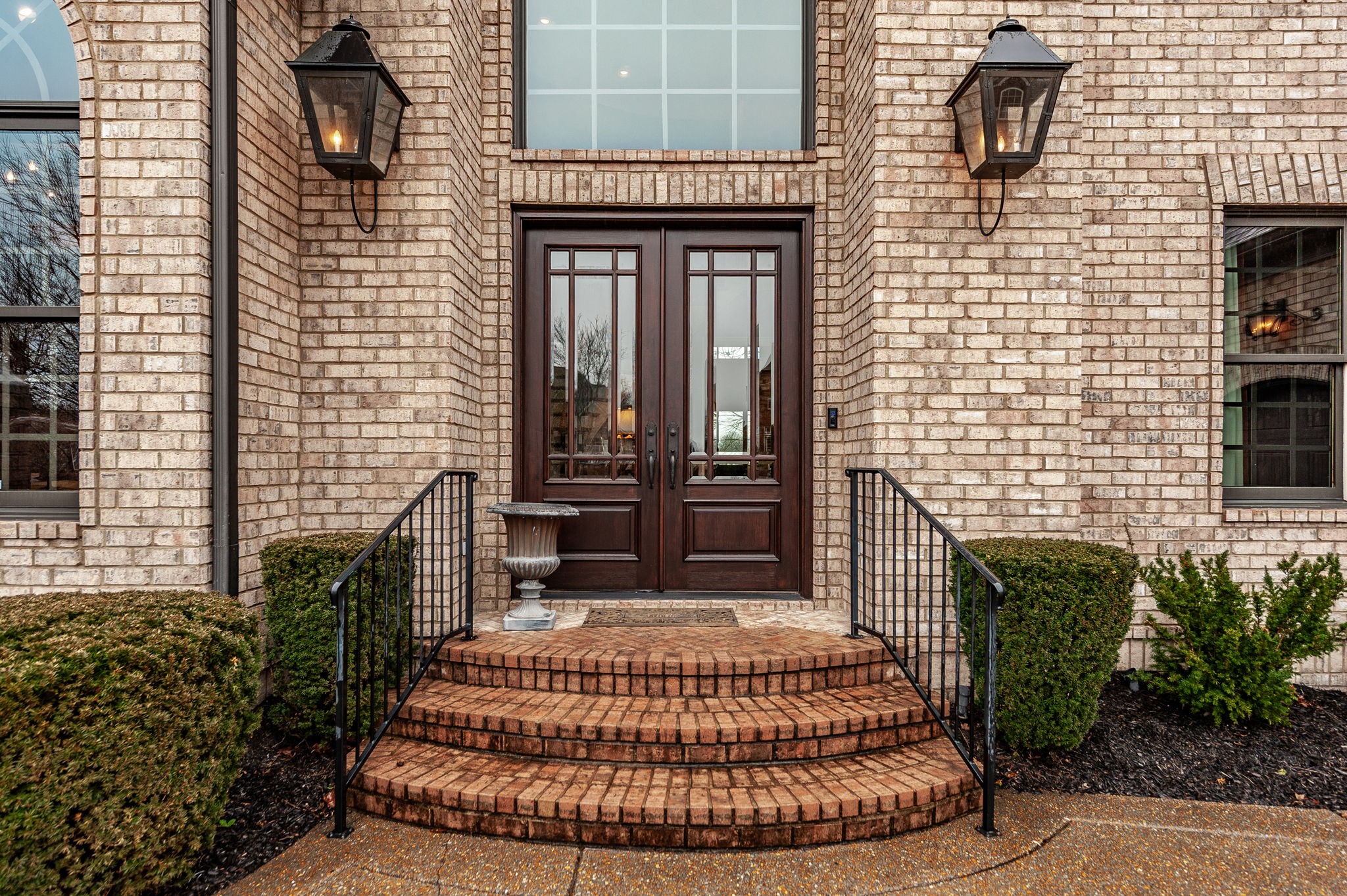 1225 Chloe Dr
