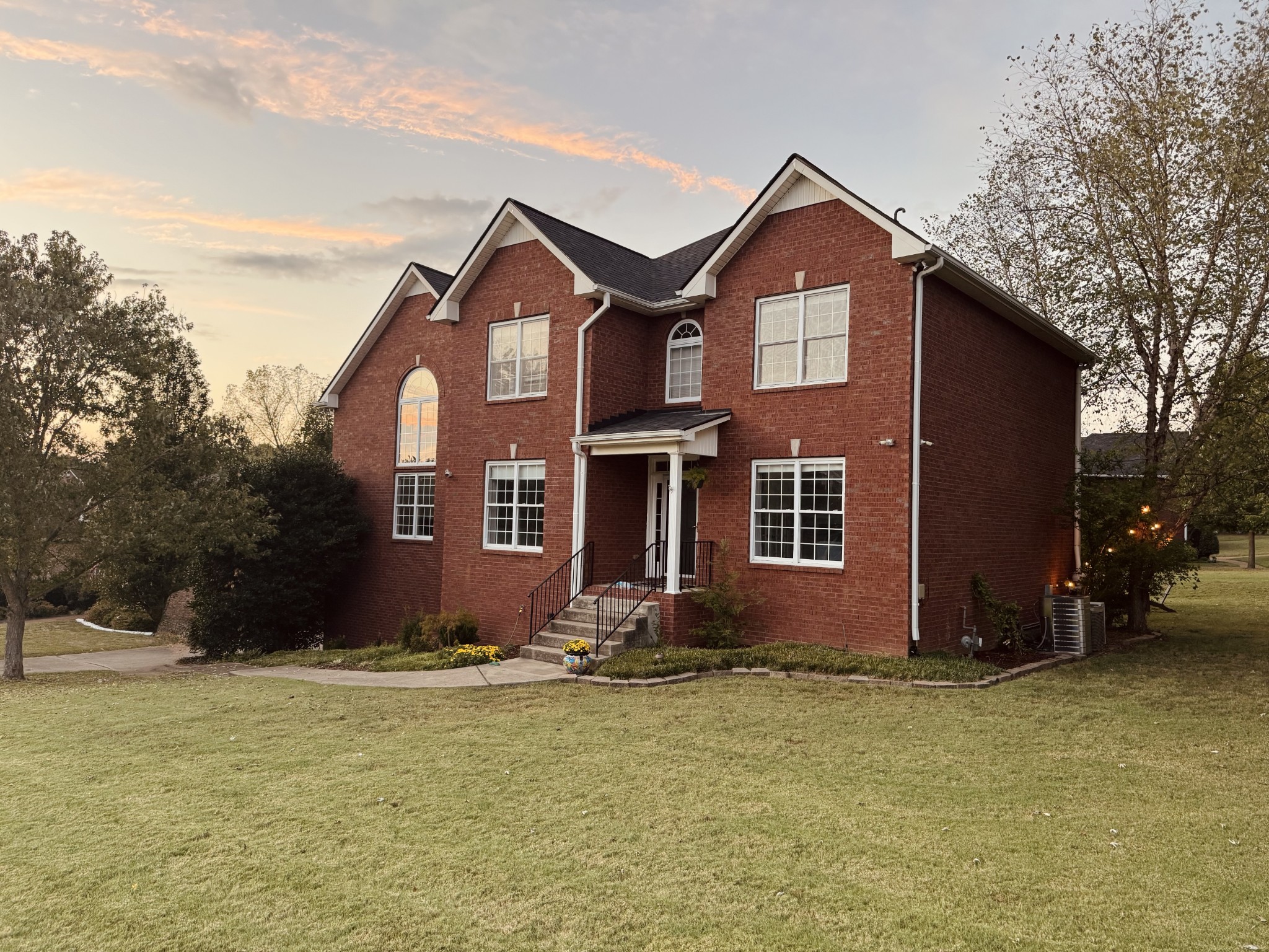 135 N Wynridge Way