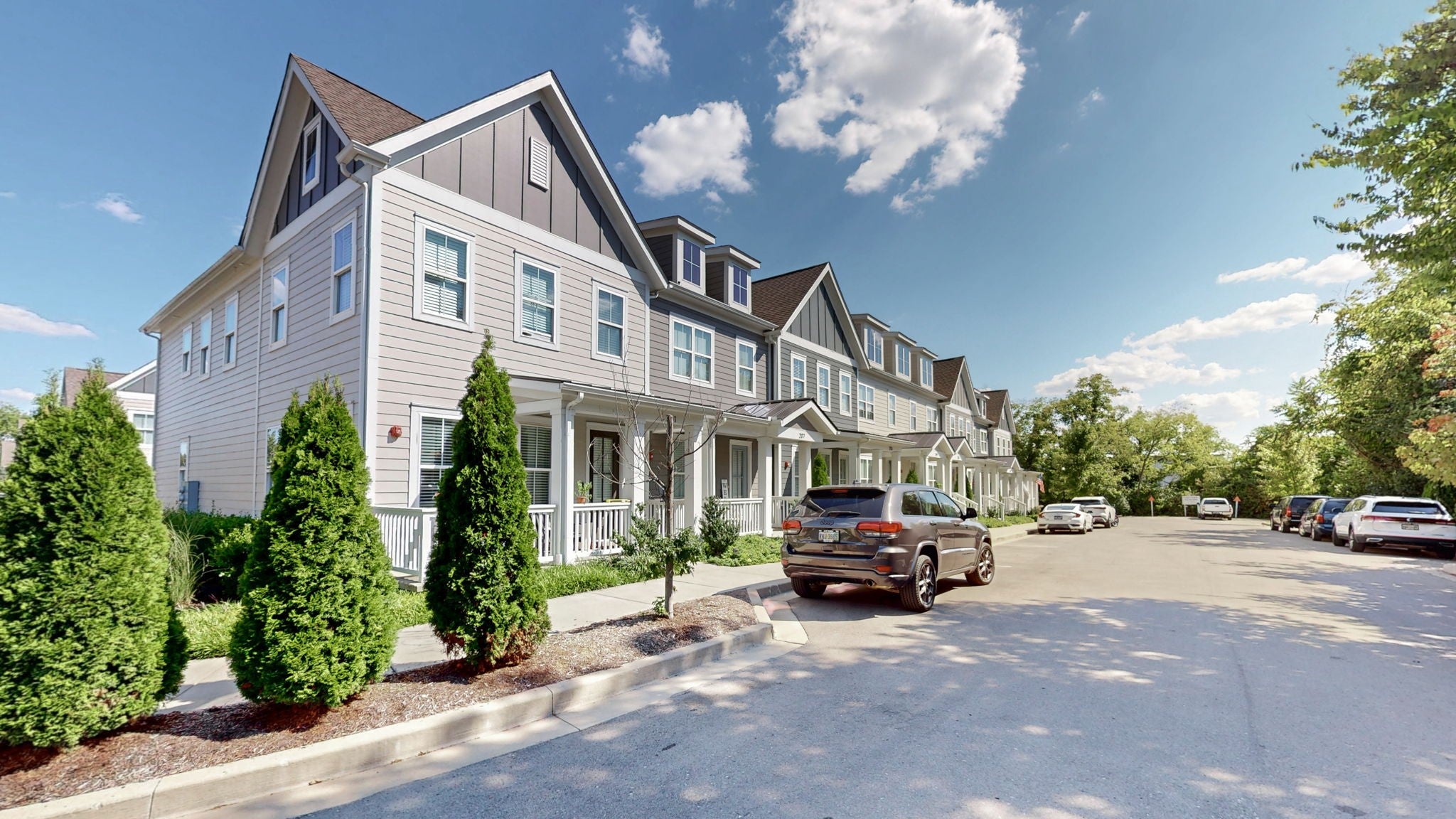 3-bed listing at 414 Herringbone Ct, Franklin