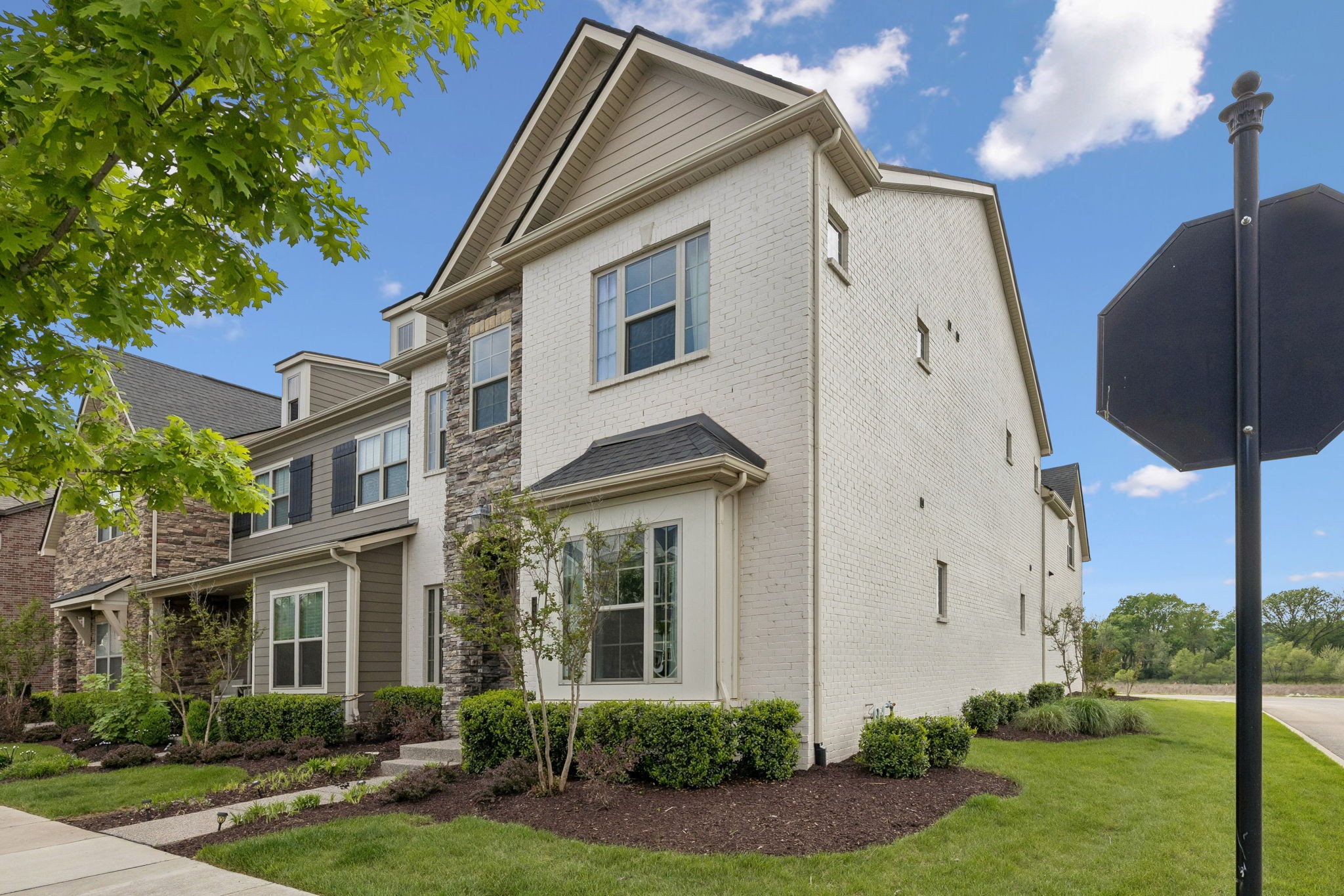 3052 Flowing Creek Dr