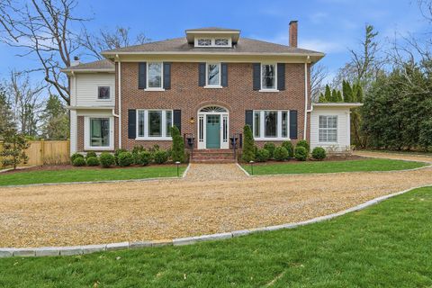 Photo of 208 Lynnwood Blvd, Nashville, TN 37205 (MLS # 3155750)