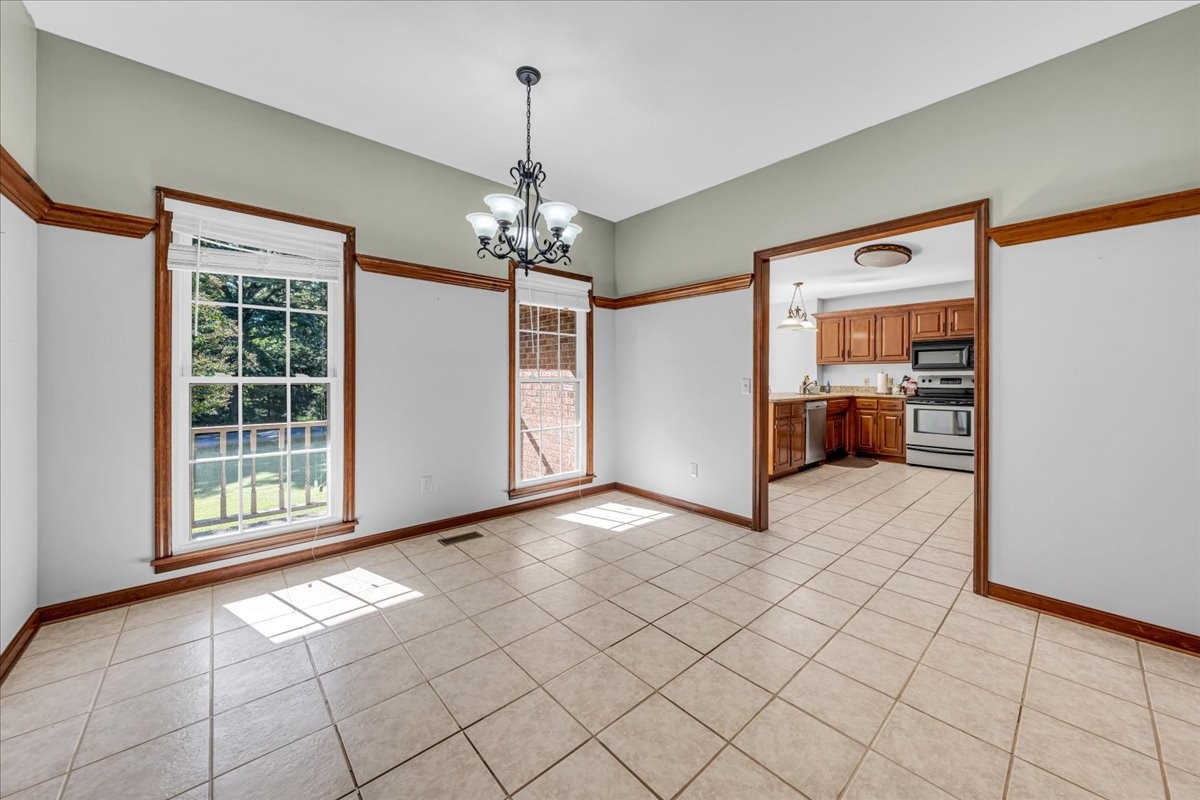 316 Timberlake Dr