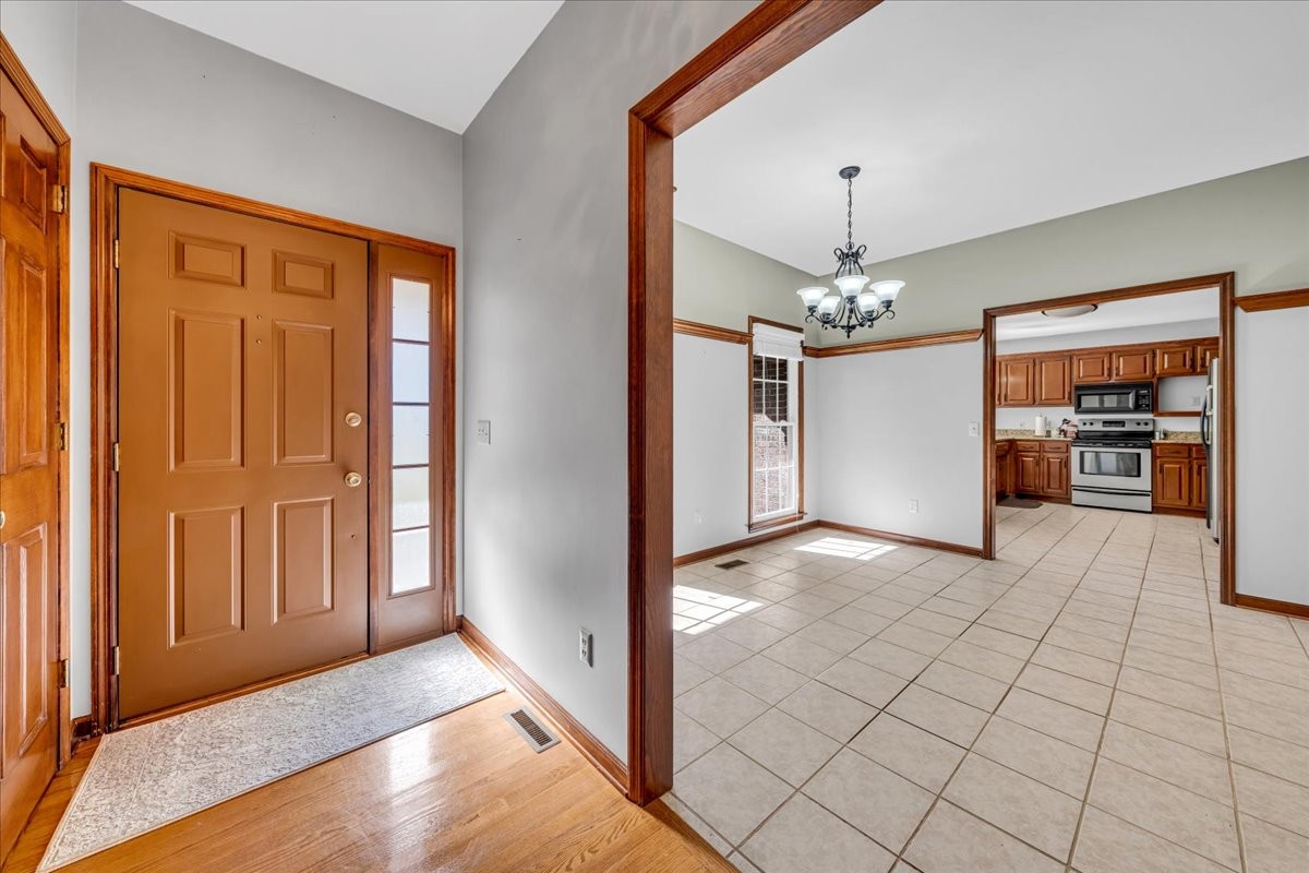 316 Timberlake Dr