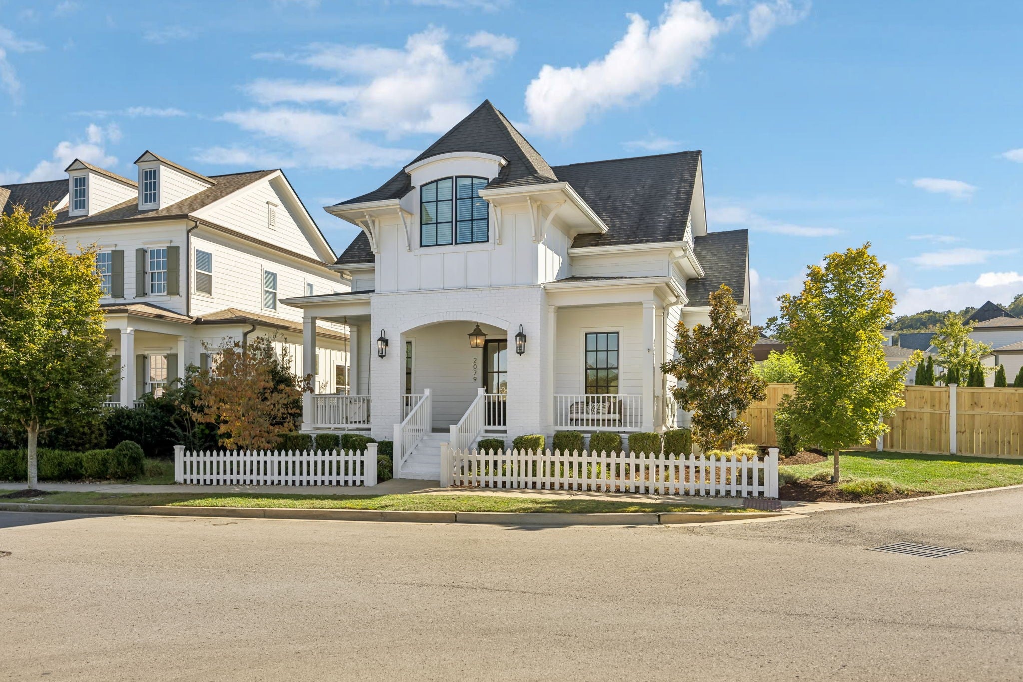 2079 Erwin St