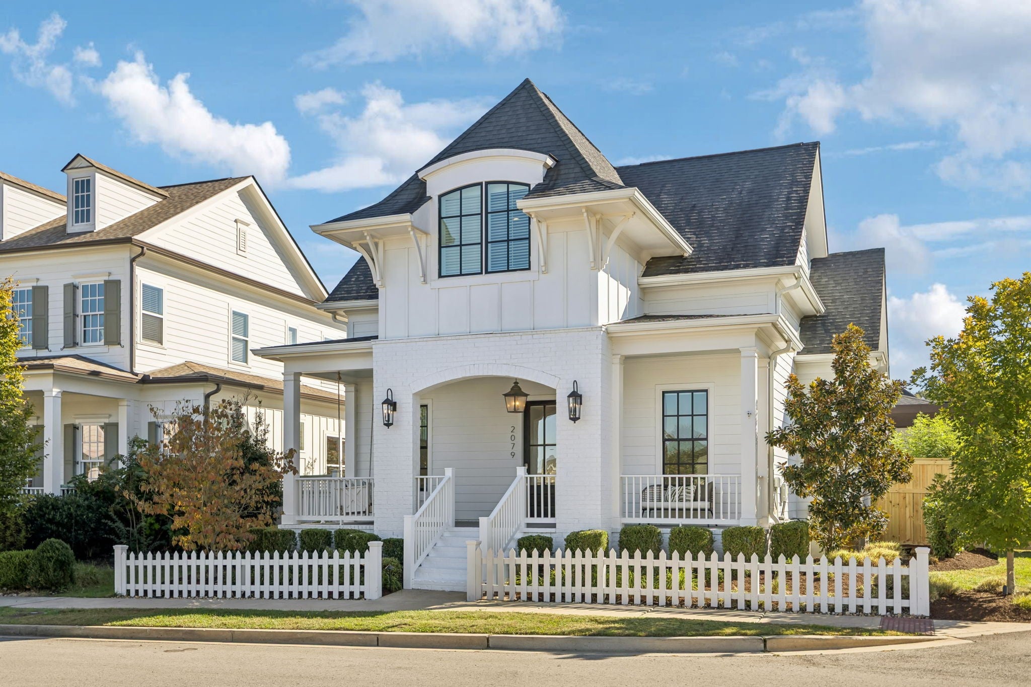 2079 Erwin St