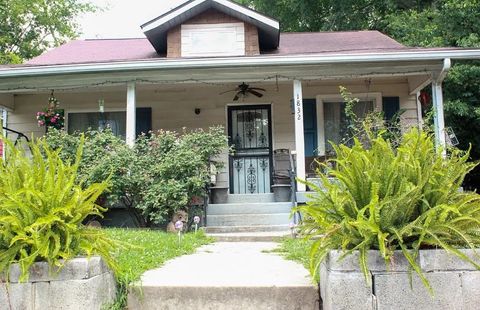 Photo of 1832 10th Ave N, Nashville, TN 37208 (MLS # 3067461)