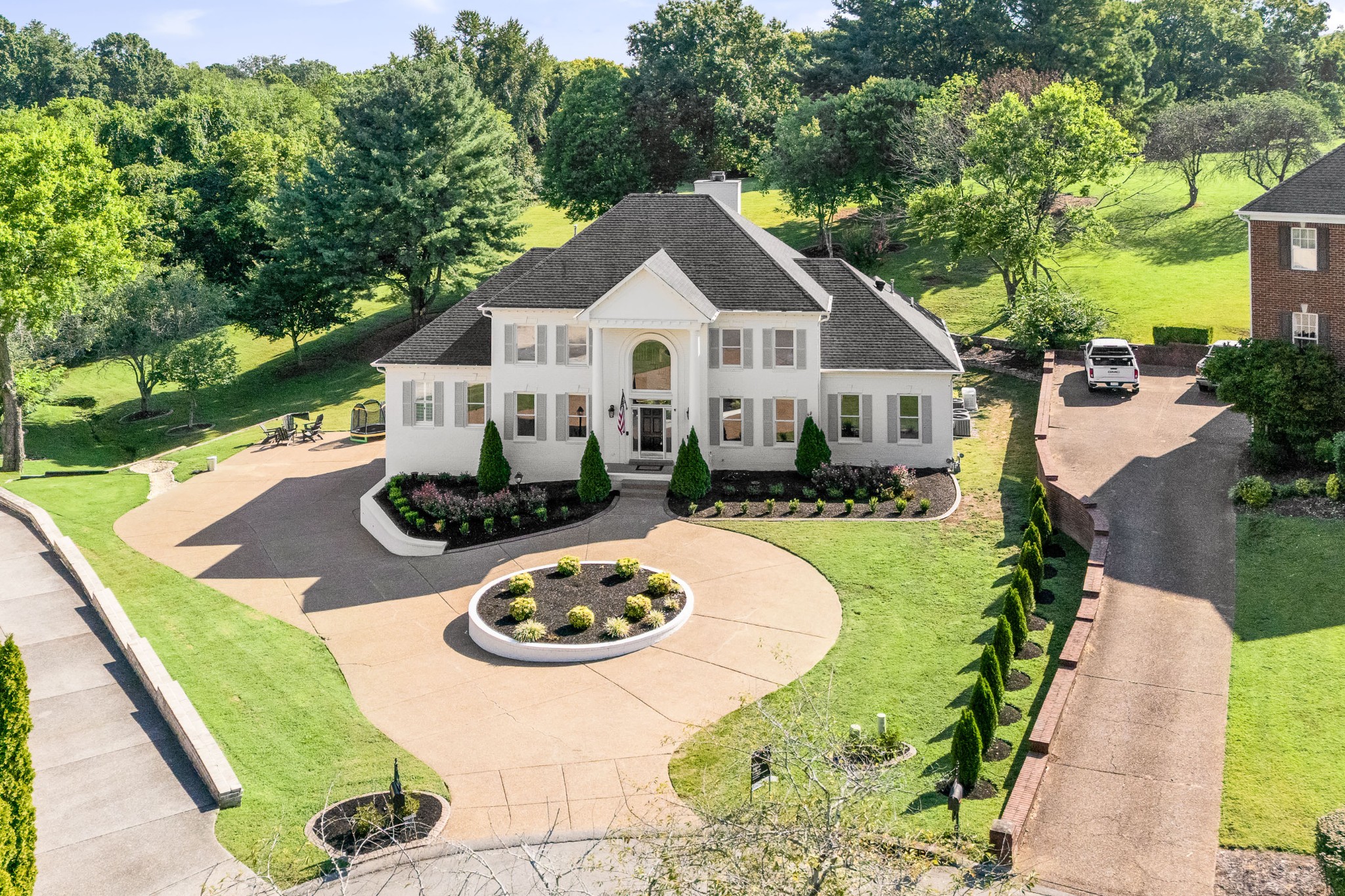 9479 Chesapeake Dr